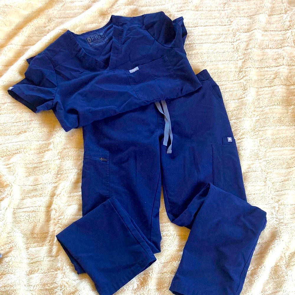 Figs Scrub set